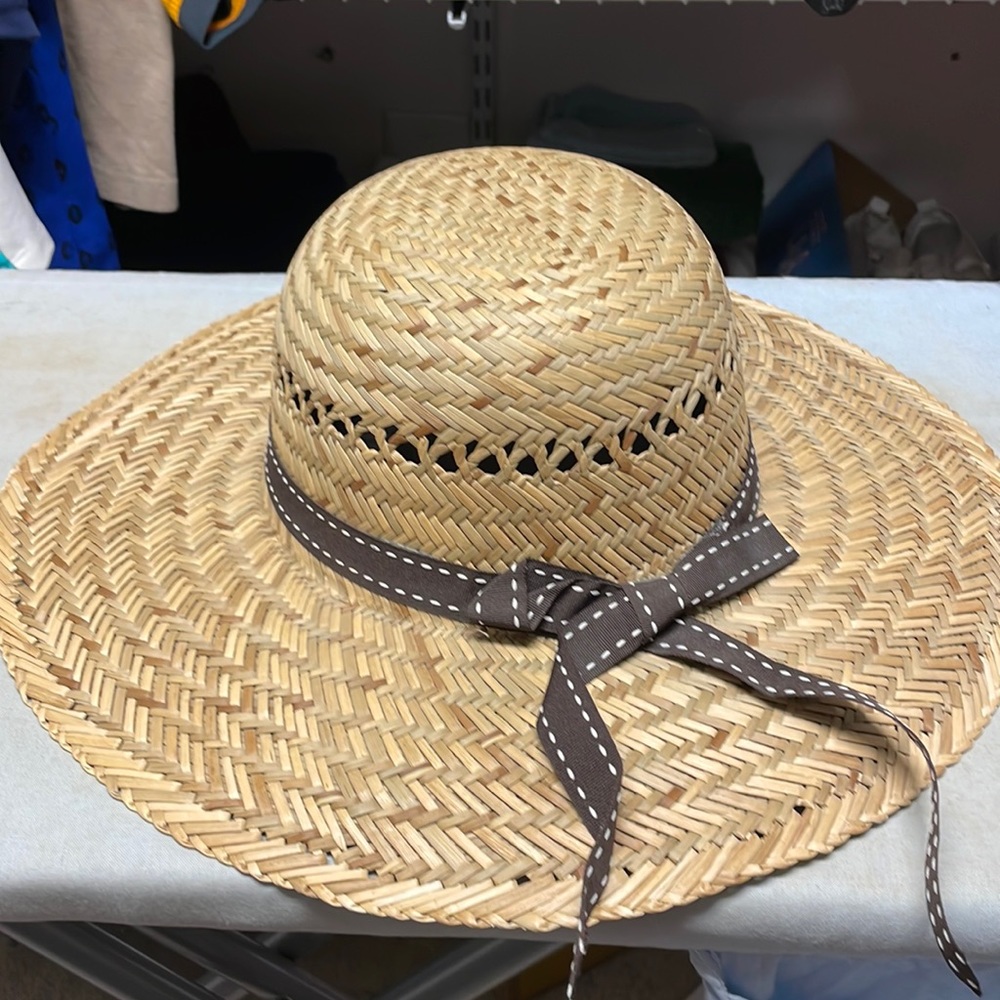 Straw summer hat